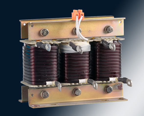 NMCKSG低壓 NMCKSC高壓電容器串聯(lián)電抗器在補(bǔ)償容性無功功率的時(shí)候，往往會(huì)受到諧波電流，合閘涌流及操作過電壓的影響，造成電容器損壞和功率因數(shù)降低，為此需…