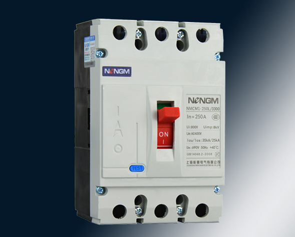 NMCM1系列塑料外殼式斷路器（以下簡稱斷路器），額定絕緣電壓為800V．適用于交流50Hz．額定工作電壓至690V．額定工作電流從10A至1250A的配電網(wǎng)絡(luò)…